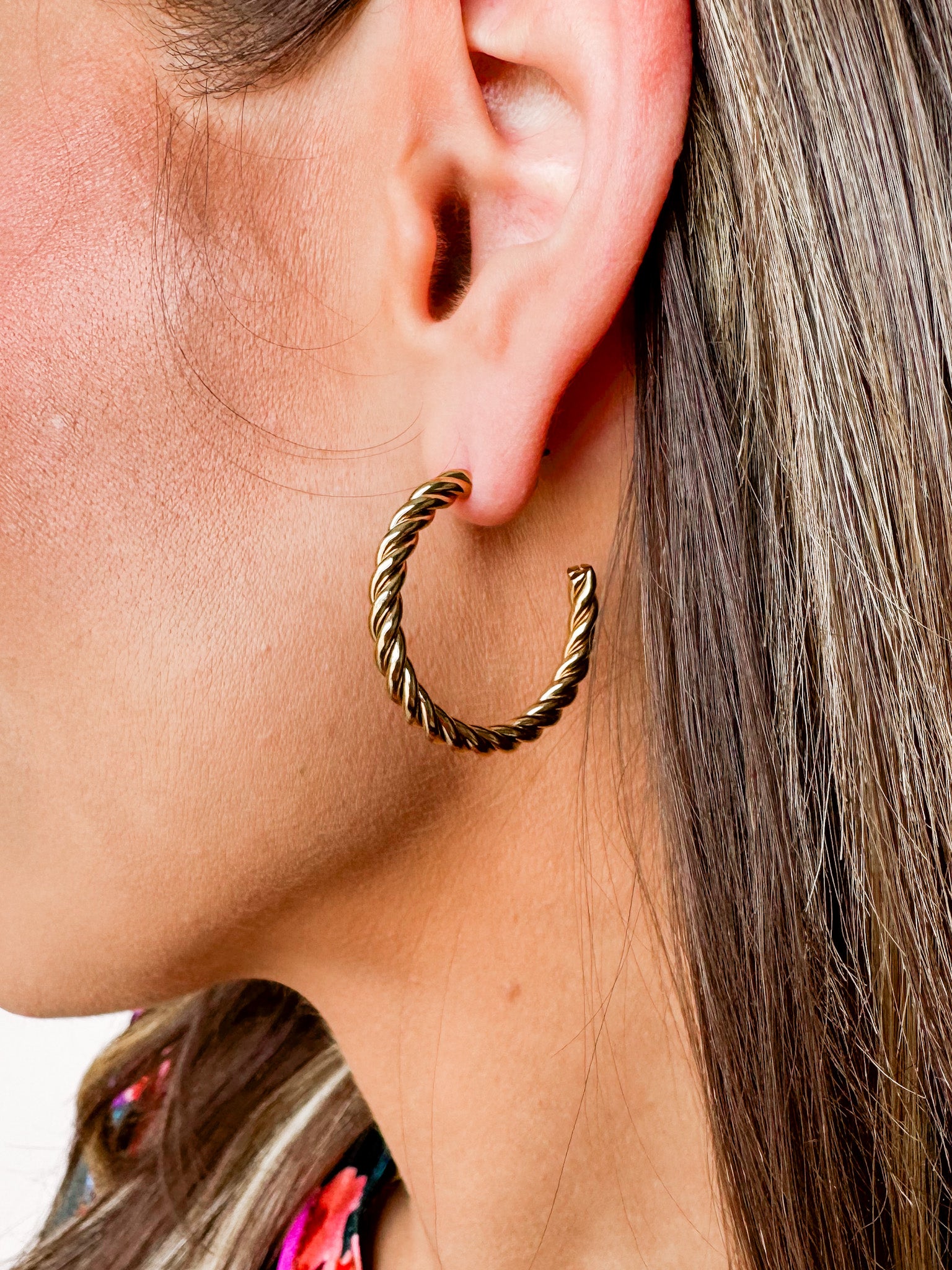 Simple Twist Open Hoop Earrings