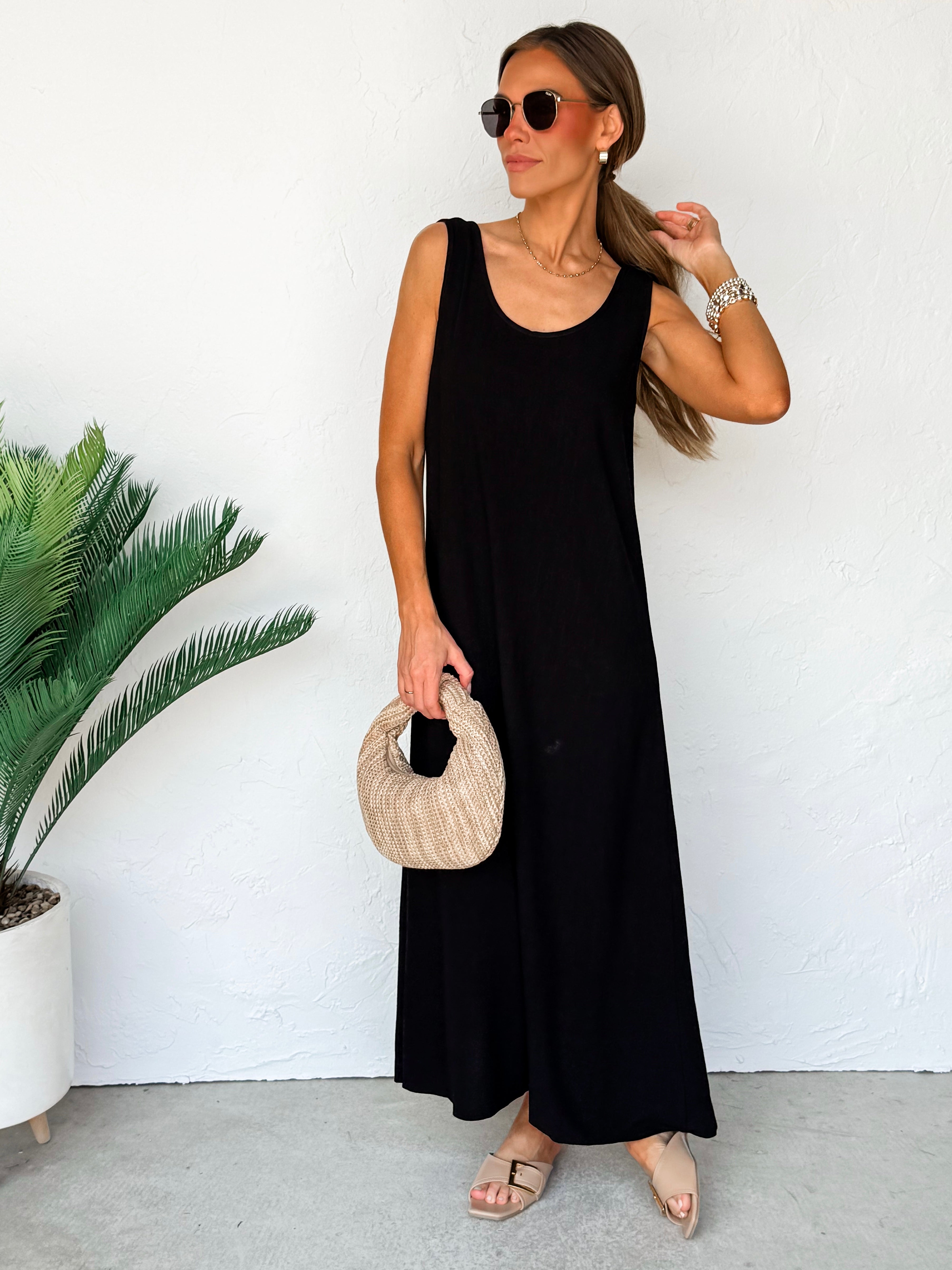 The Forever Sleeveless Linen Dress-Black