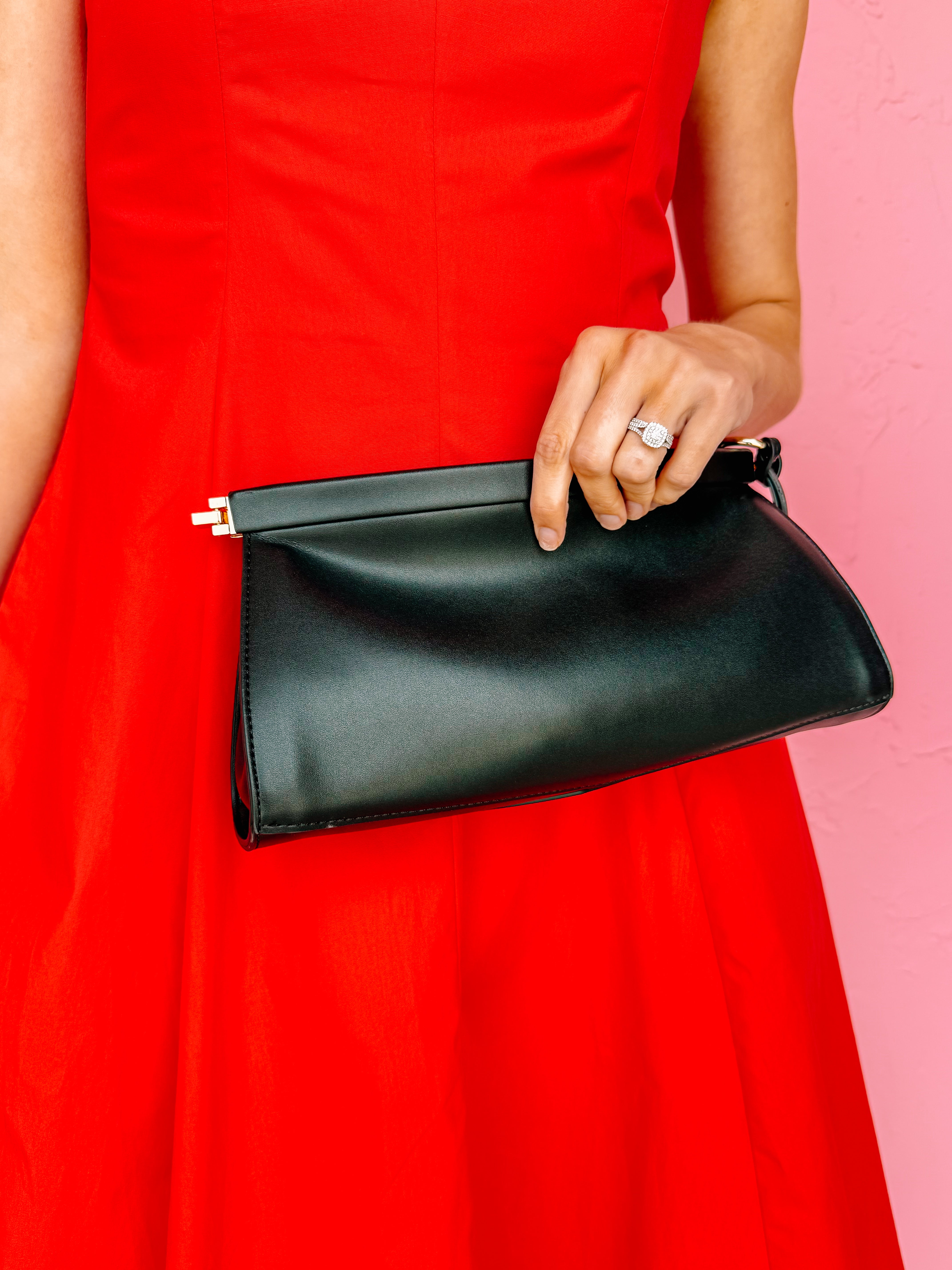 The Joanna Modern Clutch-Black