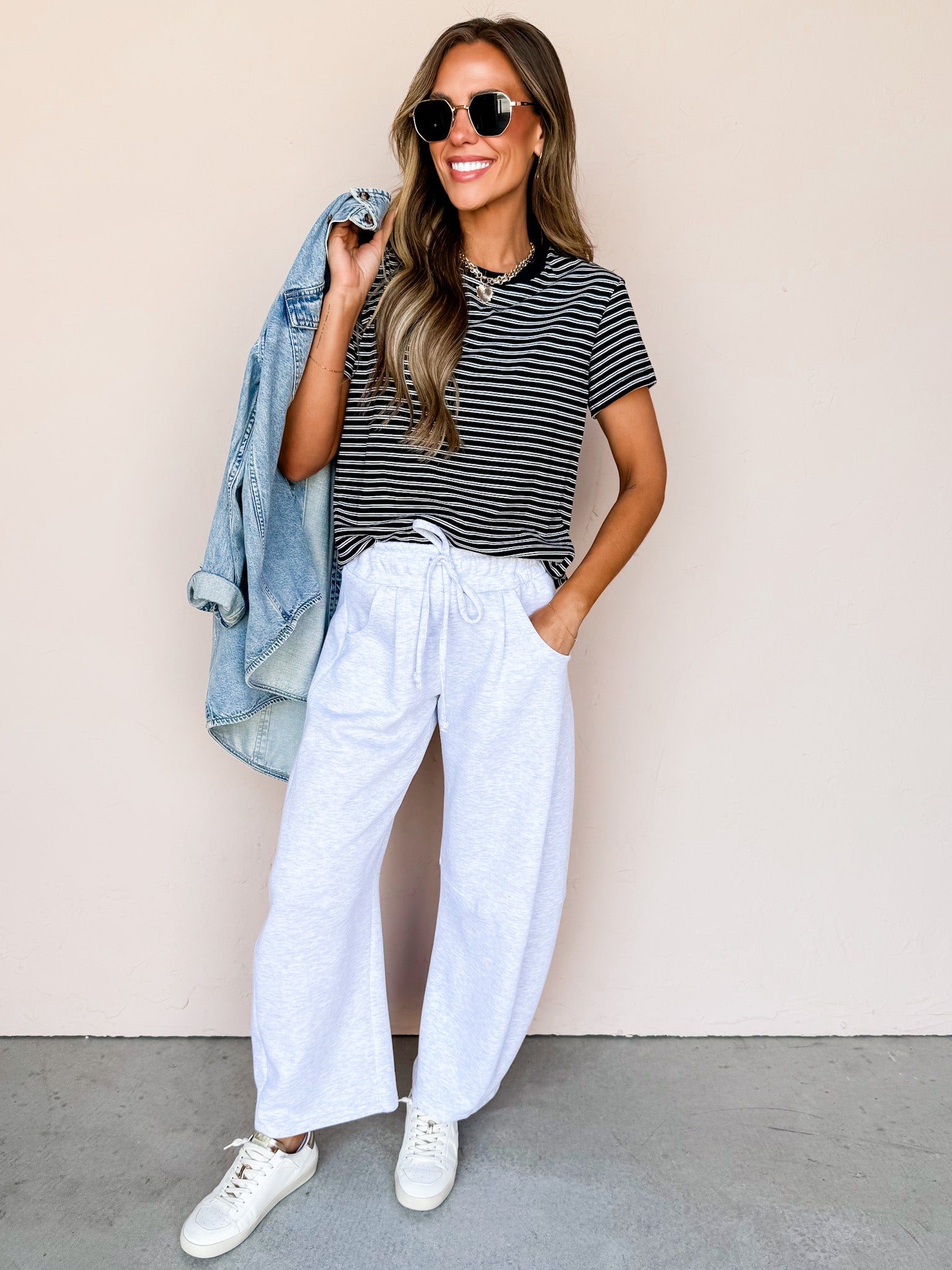 The Johnson Barrel Leg Sweatpants-Grey