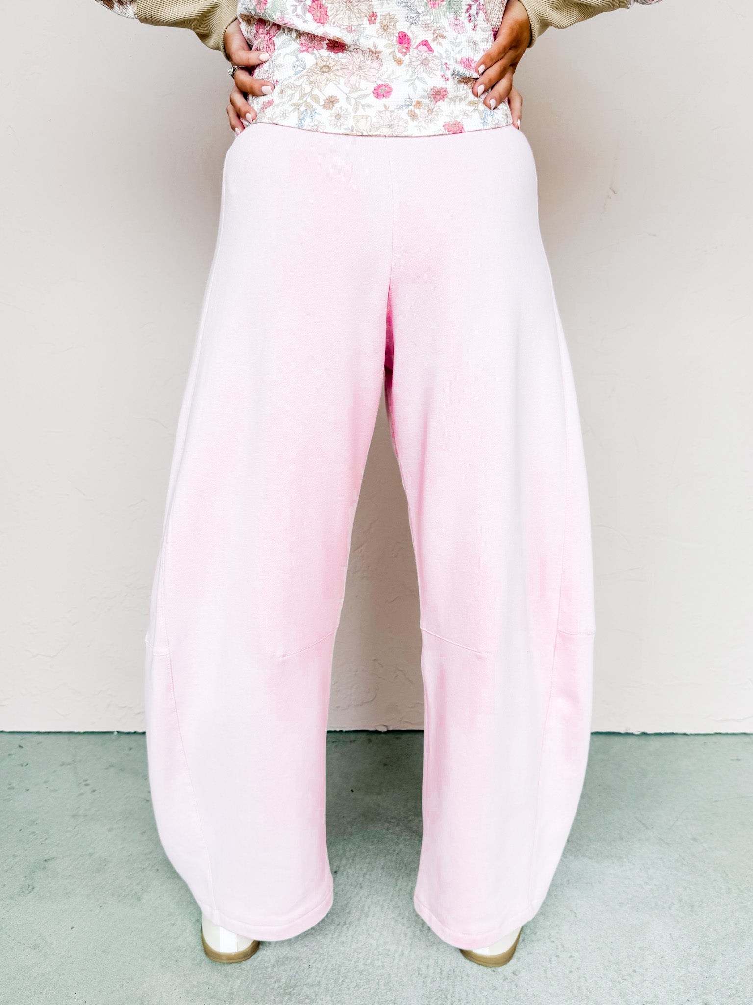 The Johnson Barrel Leg Sweatpants-Pink