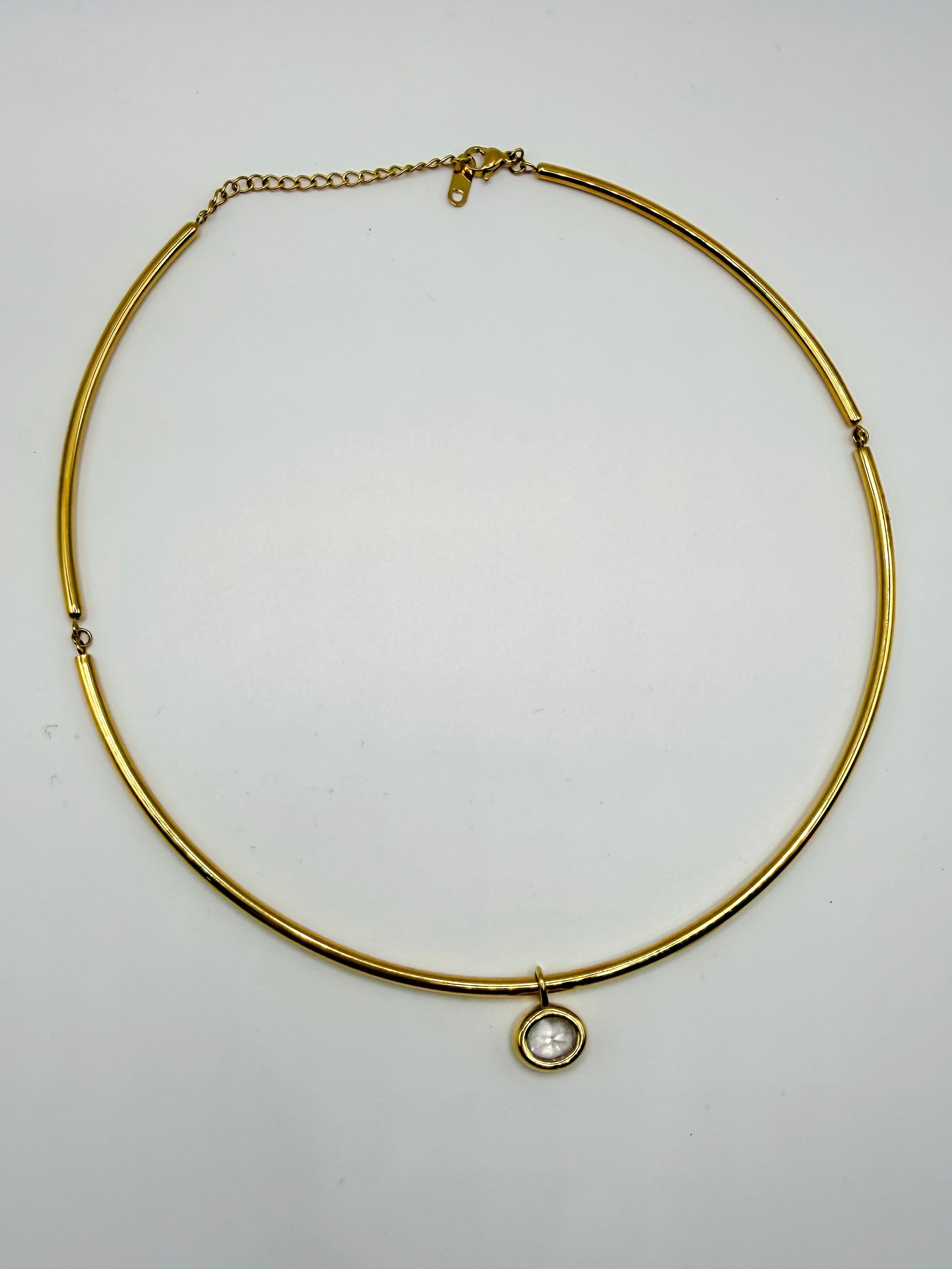 The Clarissa Pendant Choker