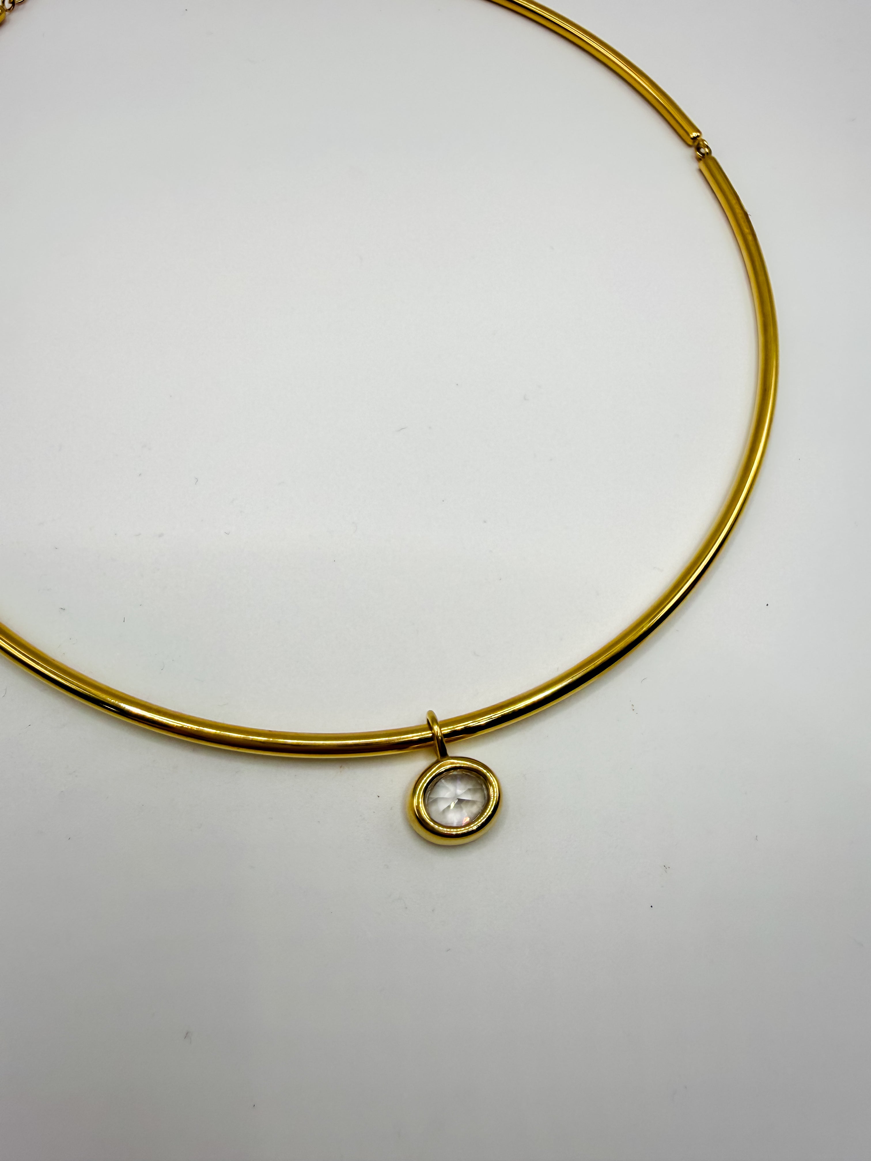 The Clarissa Pendant Choker