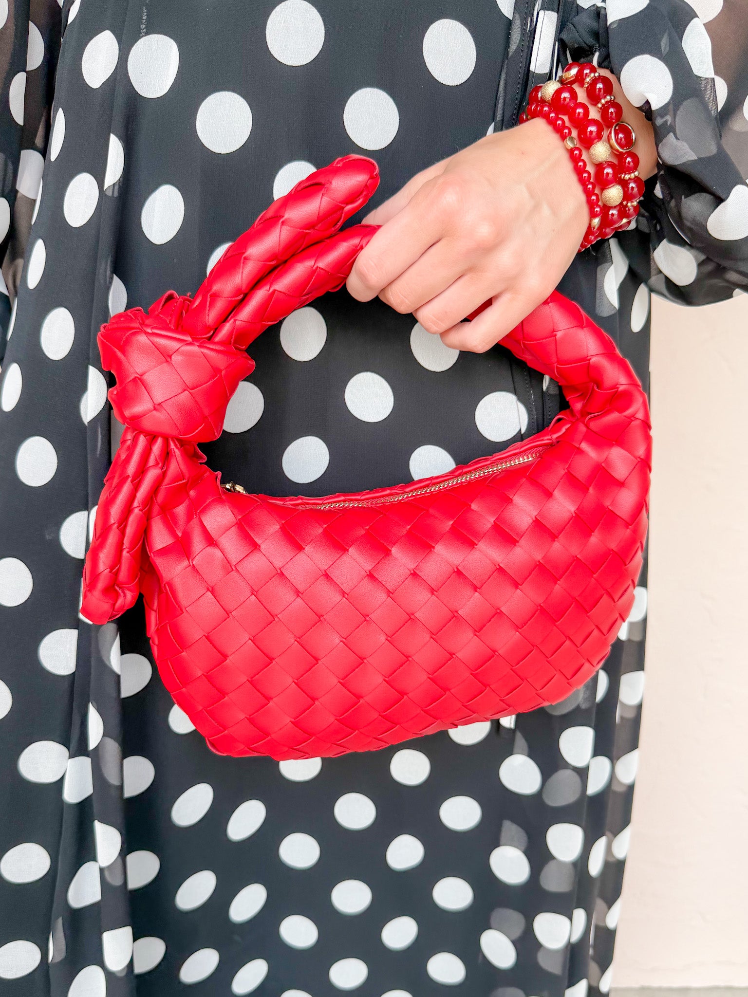 [Urban Expressions] Lizbeth Woven Knot Clutch