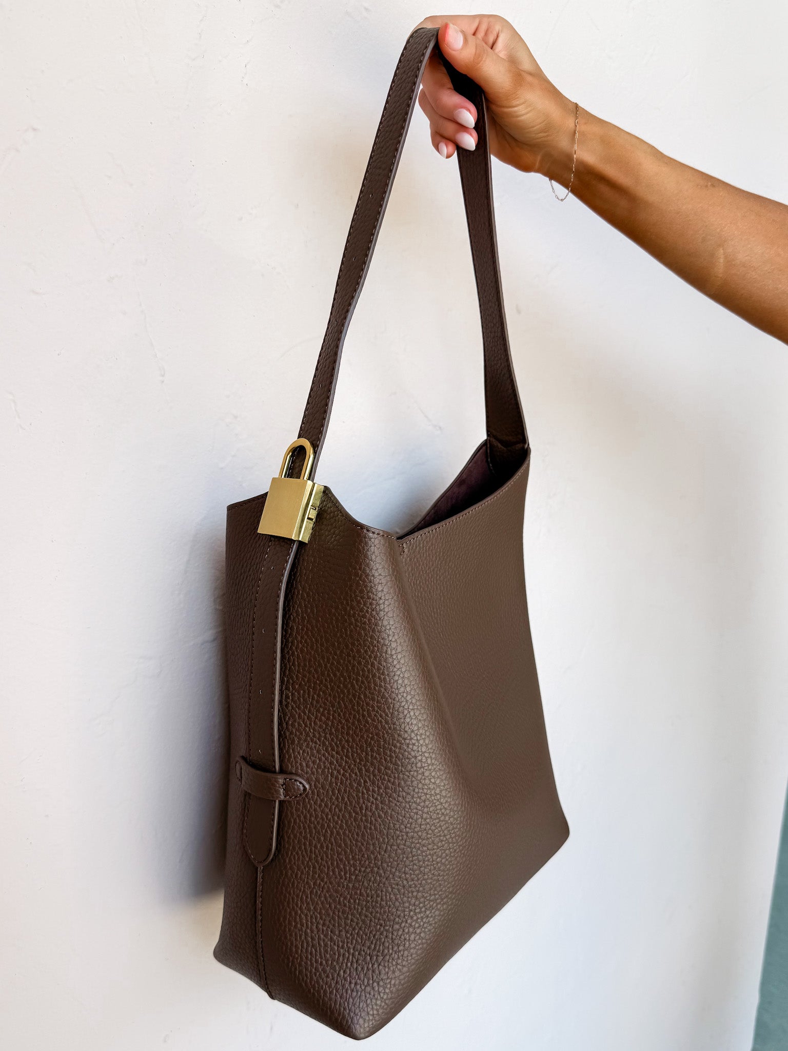 [Urban Expressions] Matty Hobo Bag