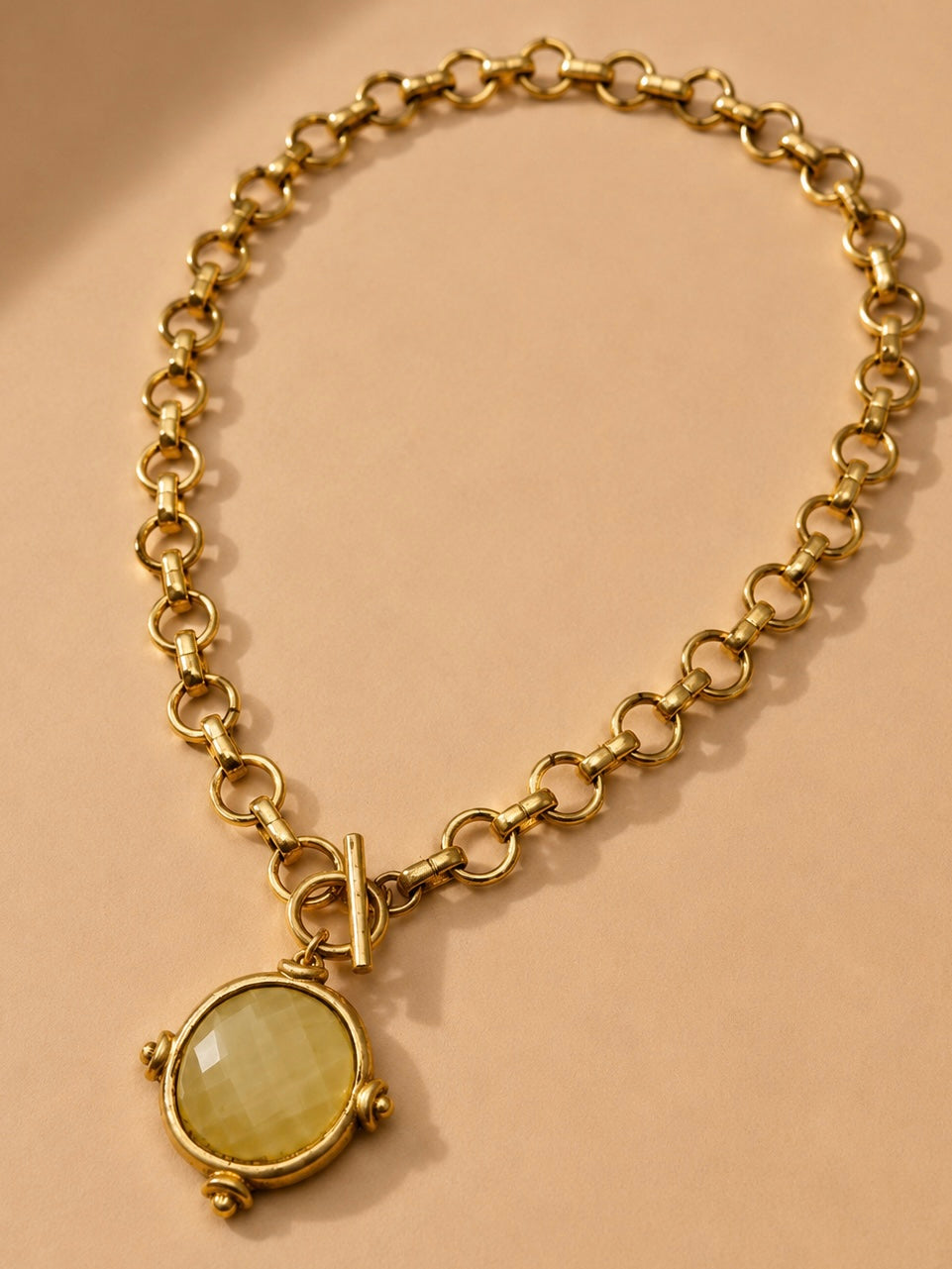 Vivian Stone Toggle Chain Necklace-Beige