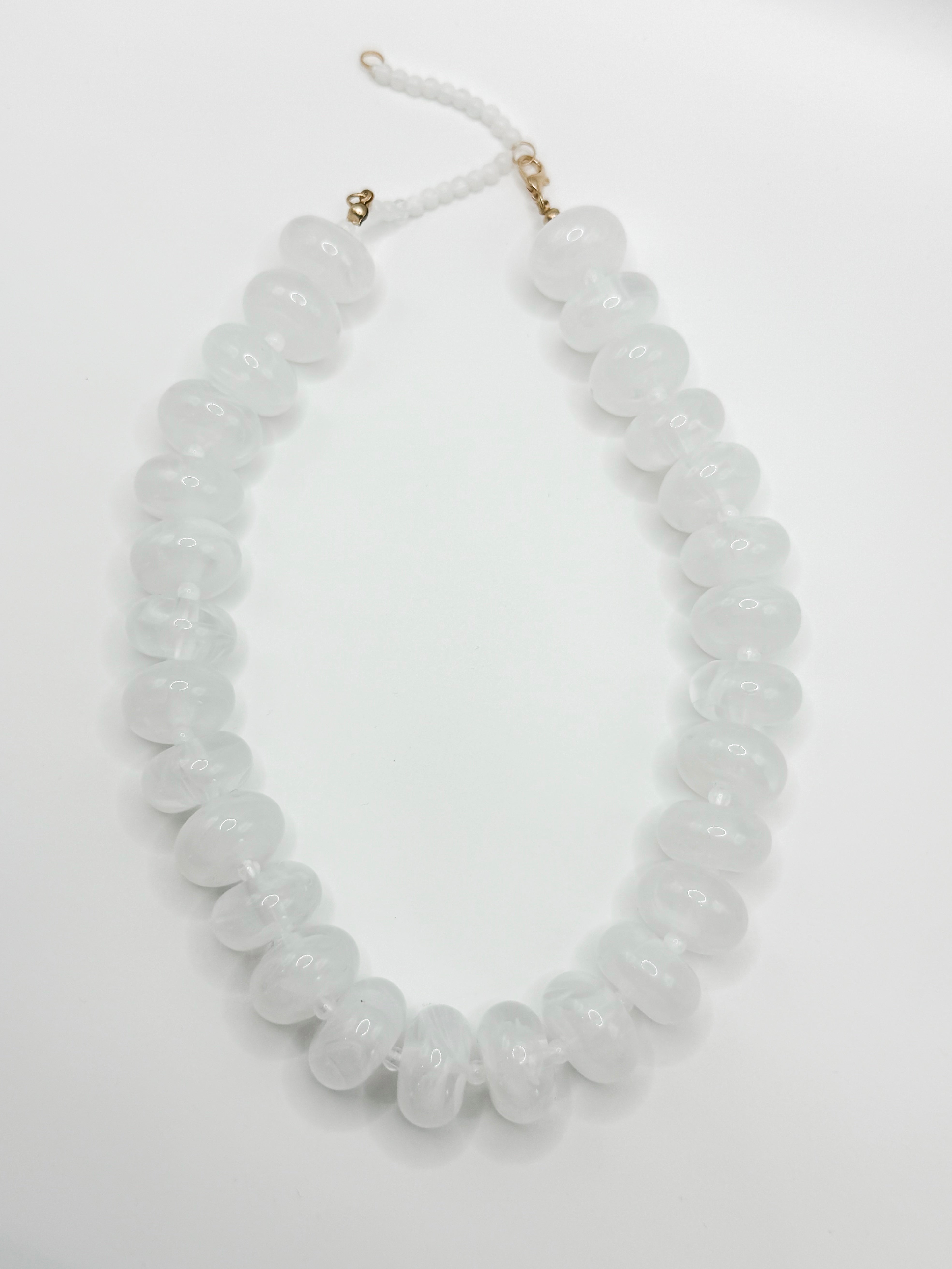 Wendee Chunky Solid Beaded Necklace-White