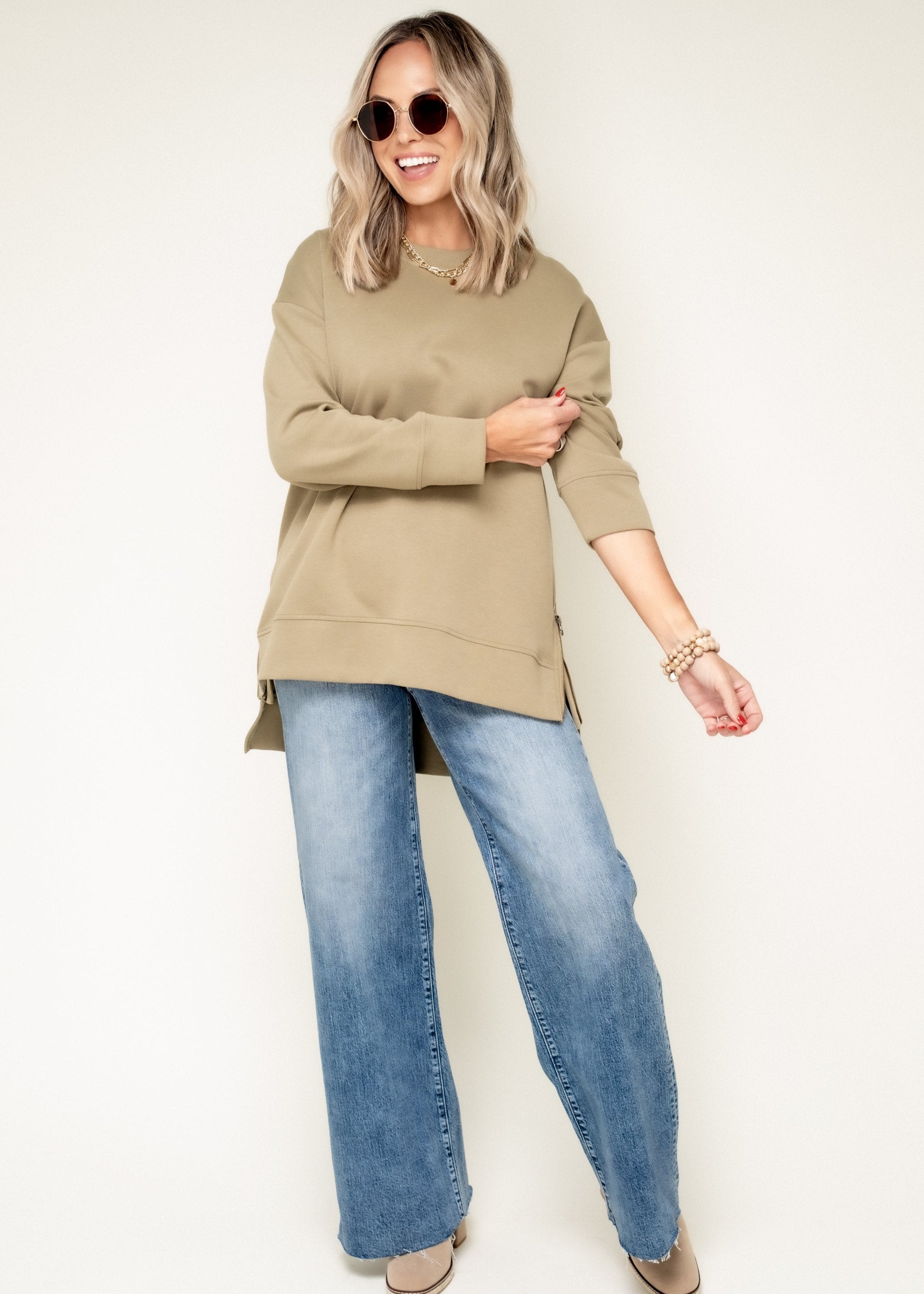 Thriving Weekend Long Sleeve Top-Olive