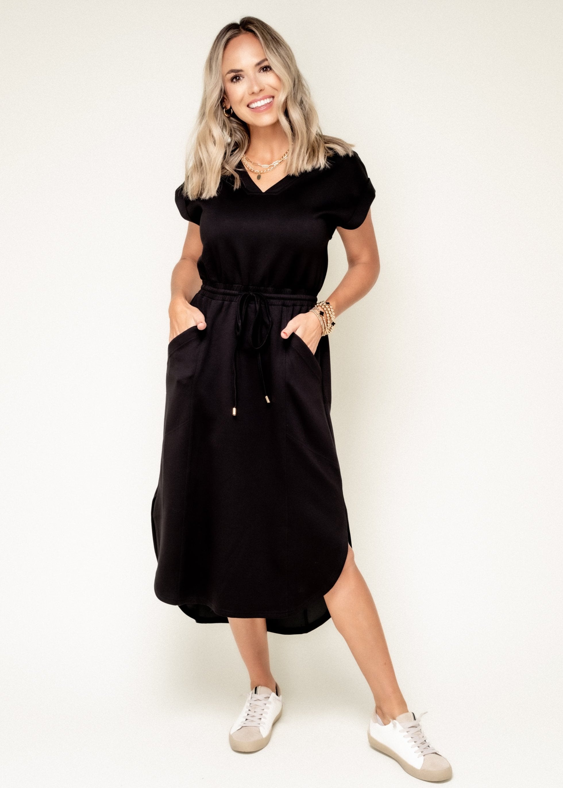 One Step Ahead V Neck Midi Dress-Black